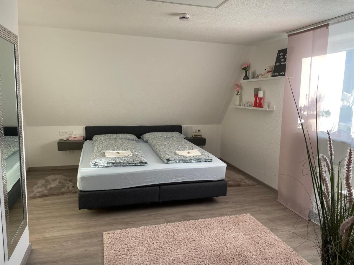 #2 Grosses Zimmer Mit Pool Und Garten Memmingen Exteriör bild