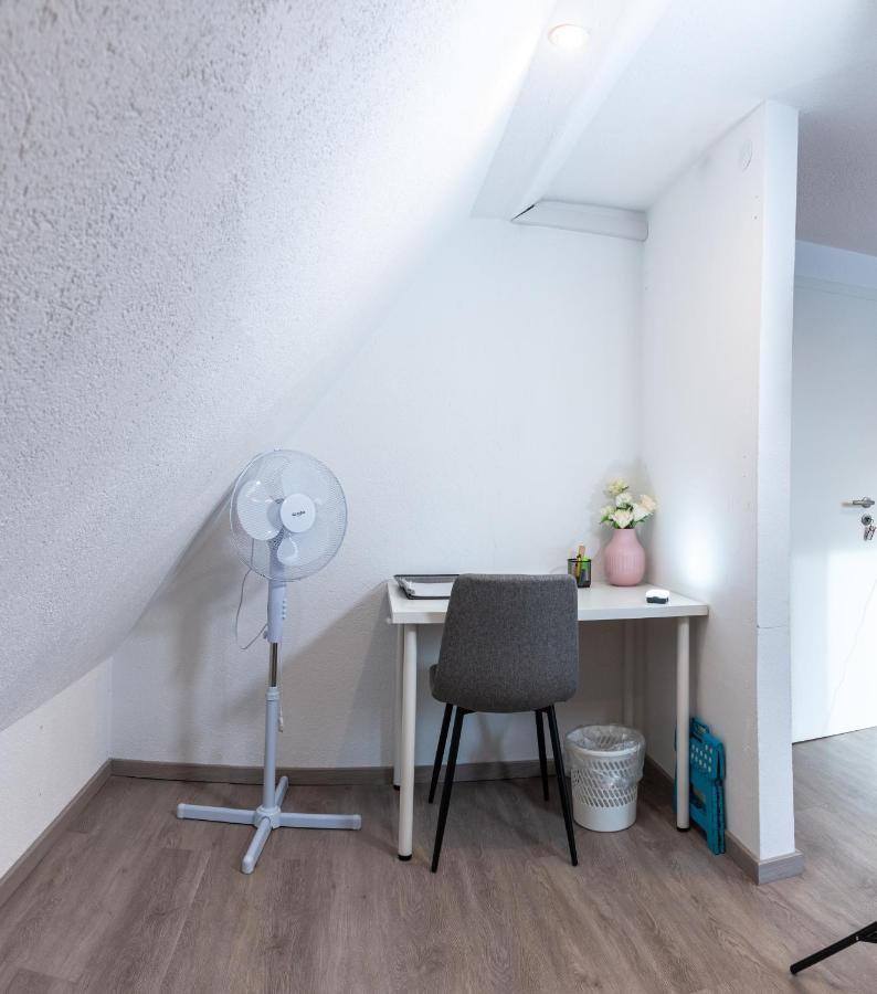 #2 Grosses Zimmer Mit Pool Und Garten Memmingen Exteriör bild