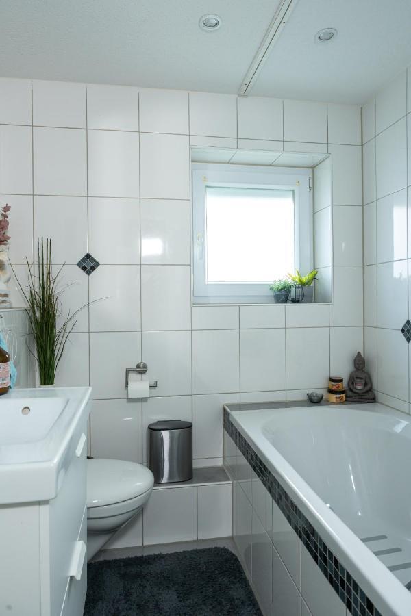 #2 Grosses Zimmer Mit Pool Und Garten Memmingen Exteriör bild