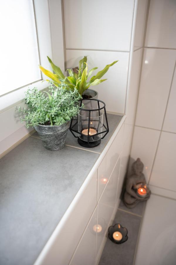 #2 Grosses Zimmer Mit Pool Und Garten Memmingen Exteriör bild